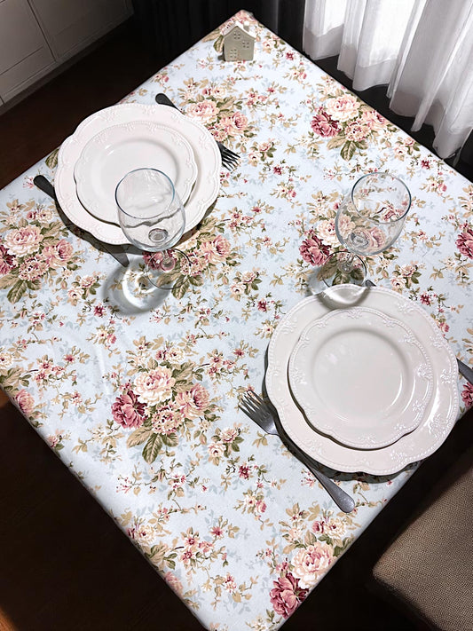 Teflonový bavlněný ubrus se vzorem – Růžová zahrada