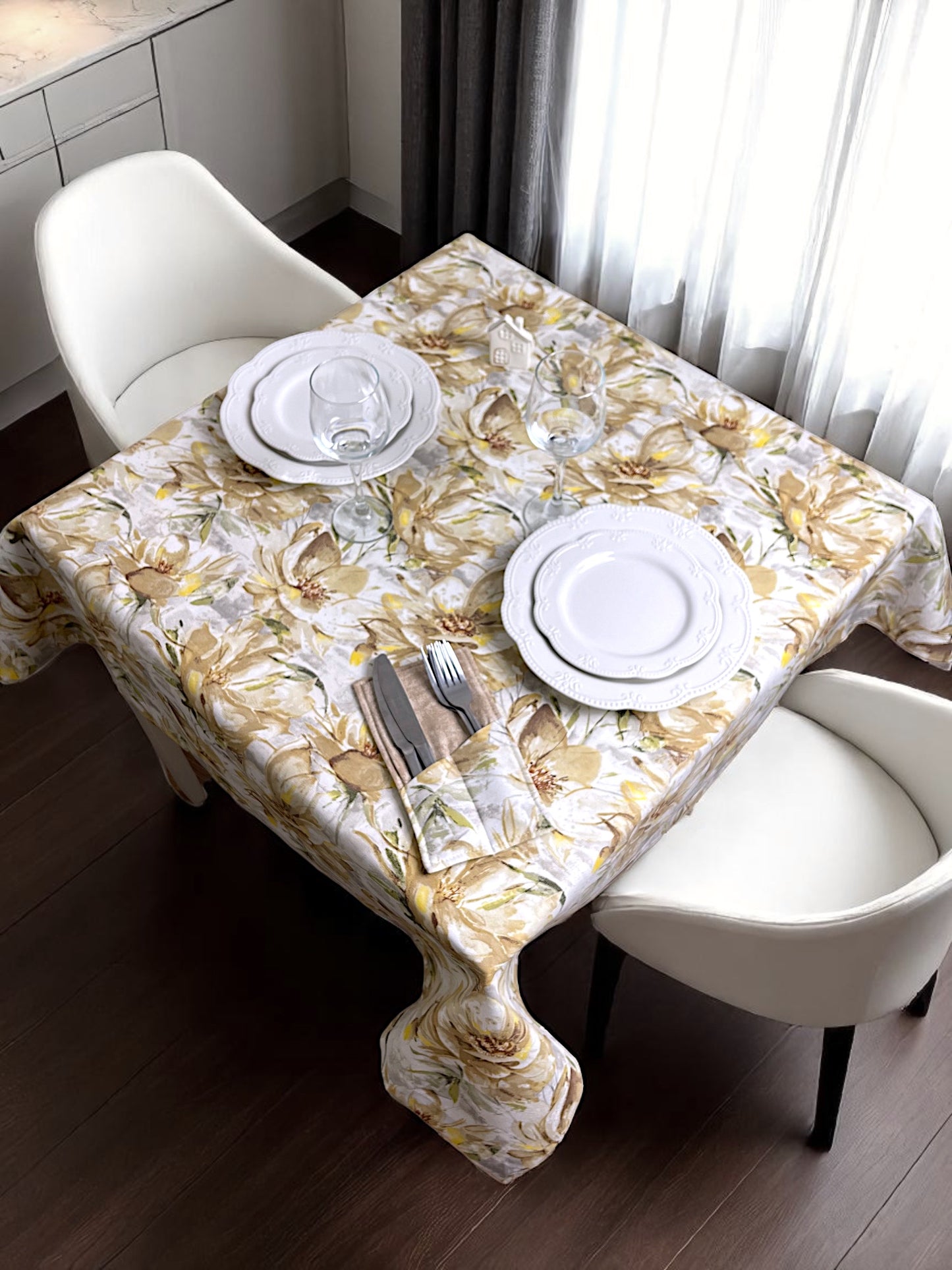 Teflon cotton tablecloth with pattern – Beige watercolor