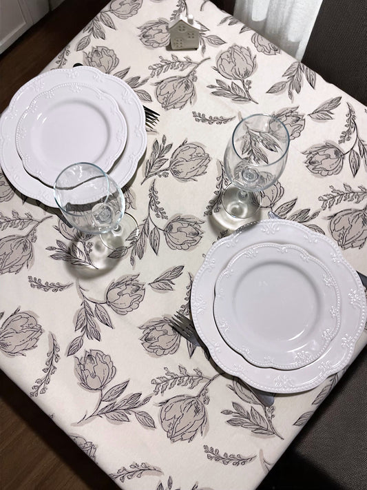 Teflonový bavlněný ubrus se vzorem – Konturové květiny na světlém pozadí