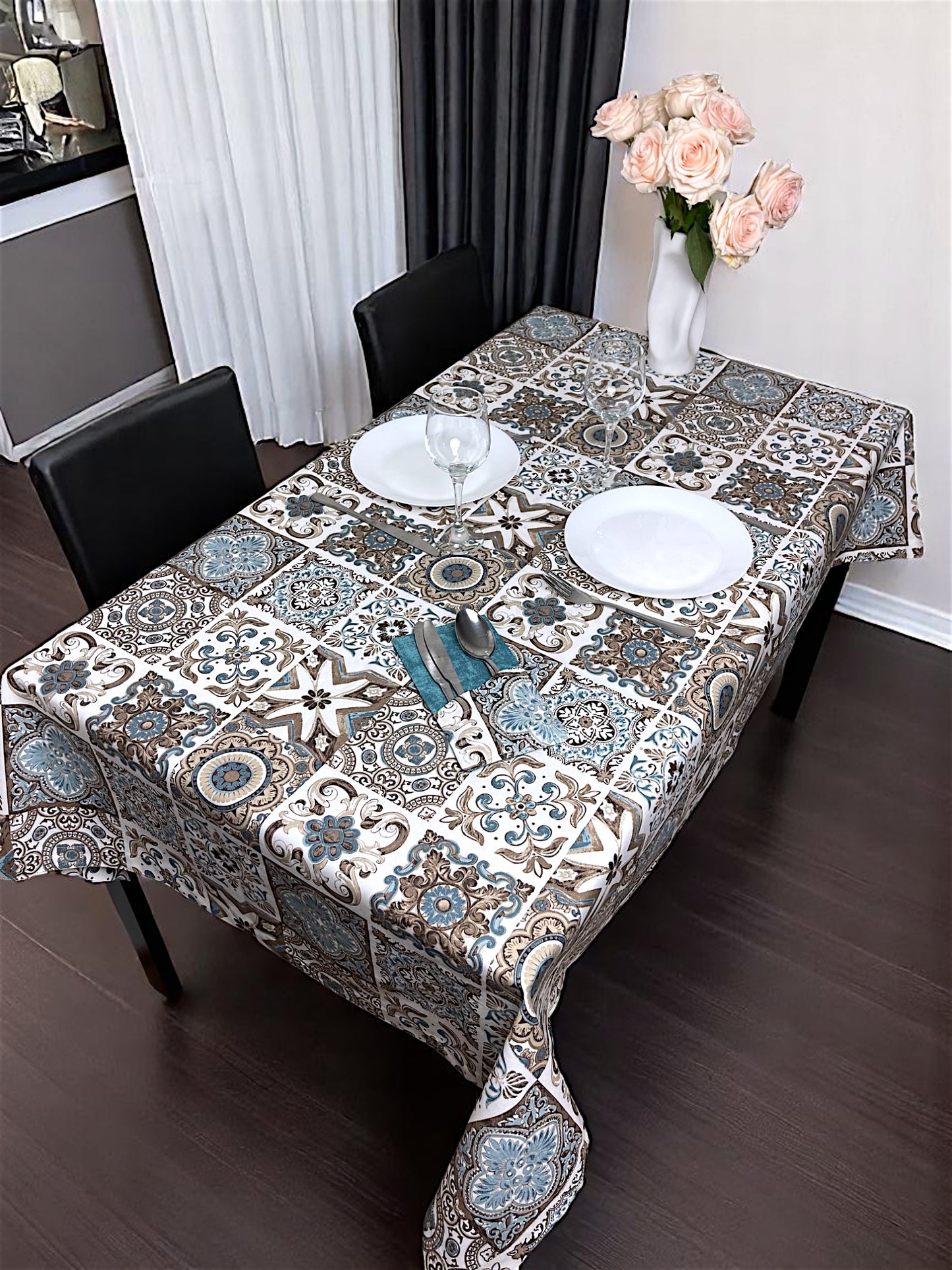 Teflon cotton tablecloth with pattern – Light blue mosaic