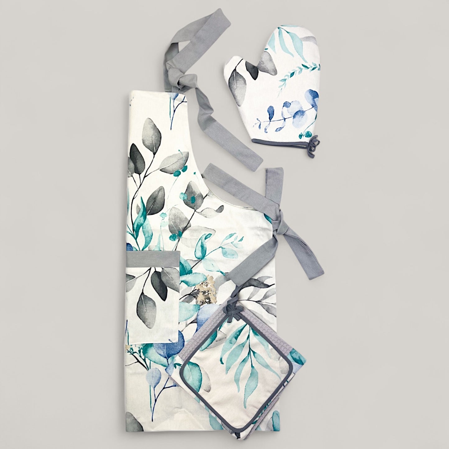 Blue Leaves Kitchen Set – Minimalist Floral Motif, Water-Repellent Cotton, 4-Piece Gift Set