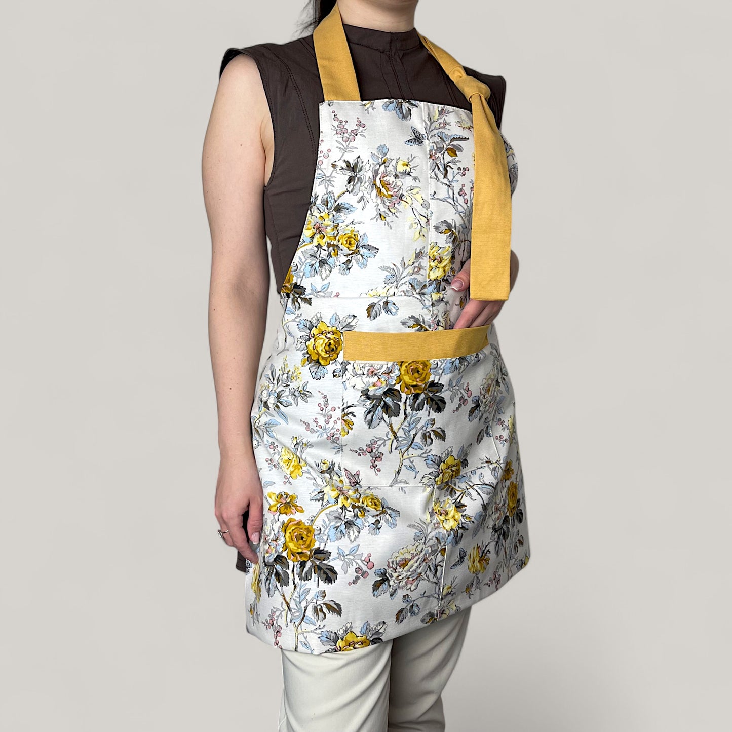 Kitchen set Yellow Rose Harmony - floral motif, water-repellent cotton, 4-piece gift set