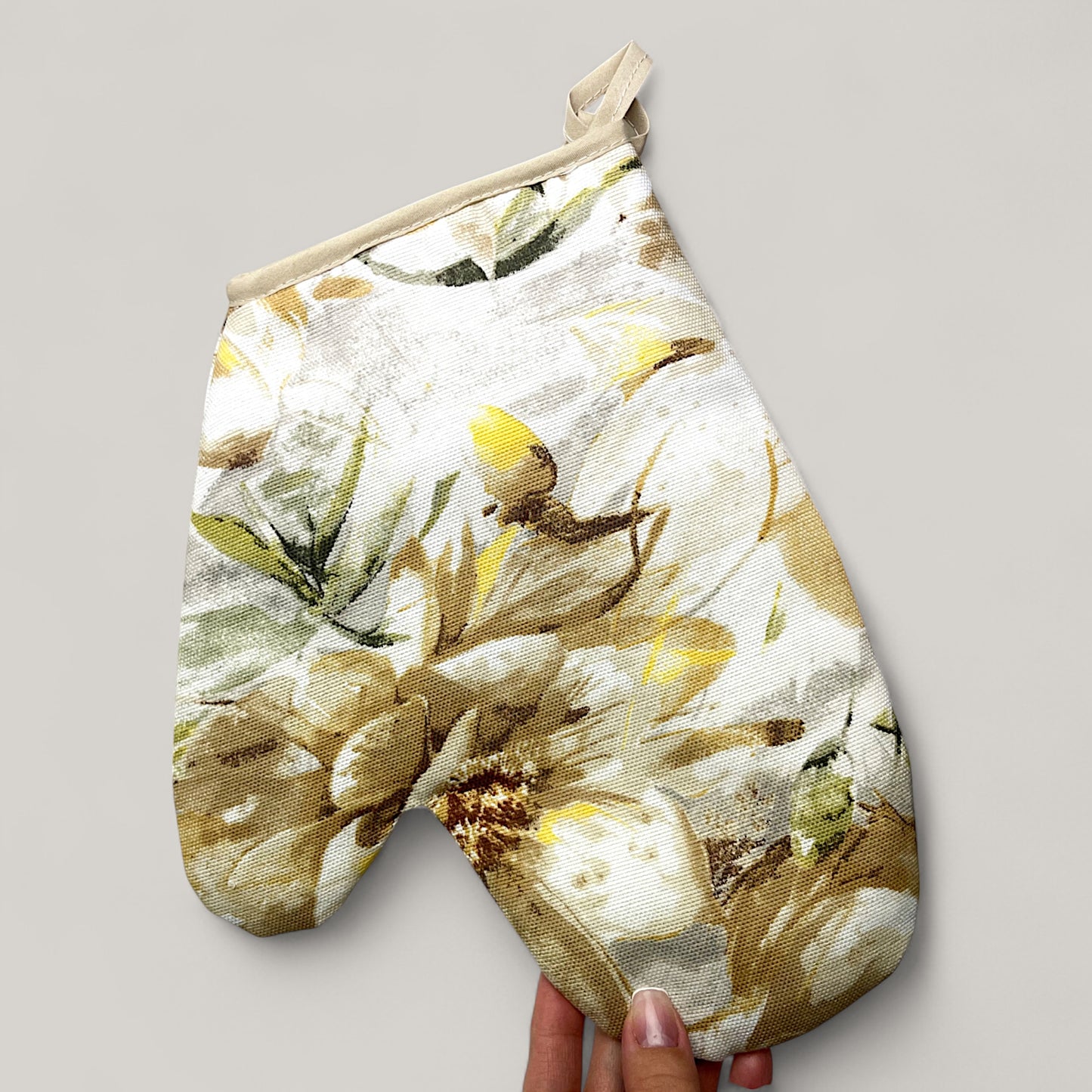 Kitchen set Beige Flower - neutral floral motif, water-repellent cotton, 4-piece gift set