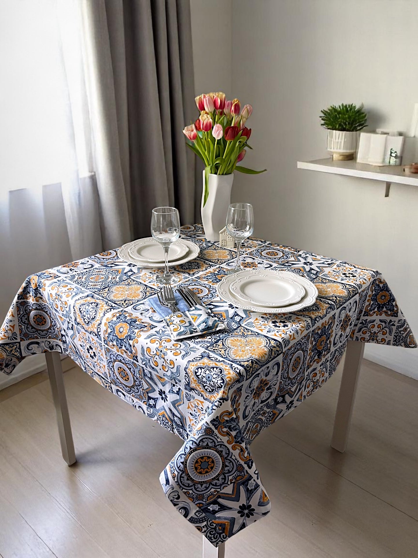 Teflon cotton tablecloth with pattern – Blue mosaic