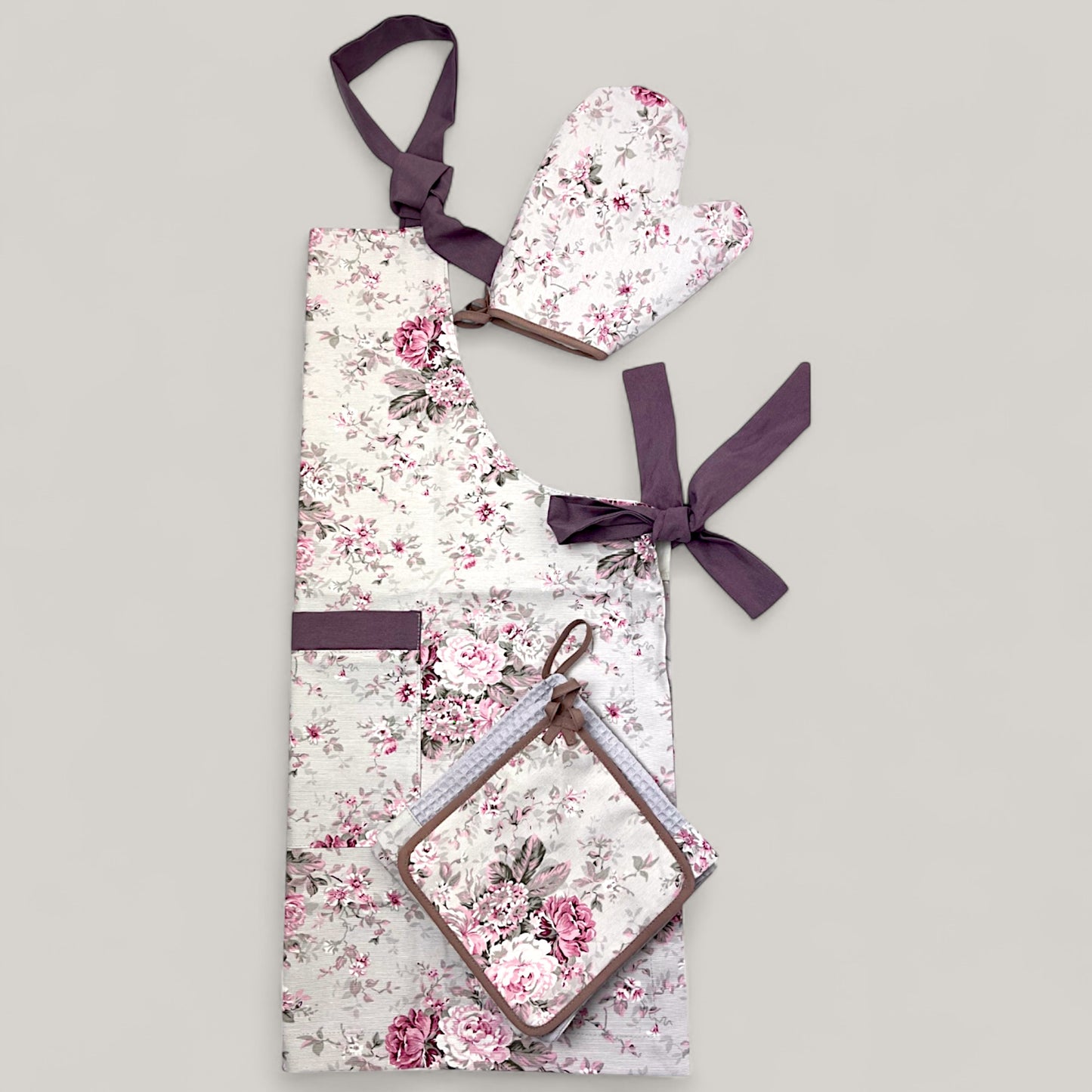 Roses of Provence kitchen set - rustic French floral motif, water-repellent cotton, 4-piece gift set 