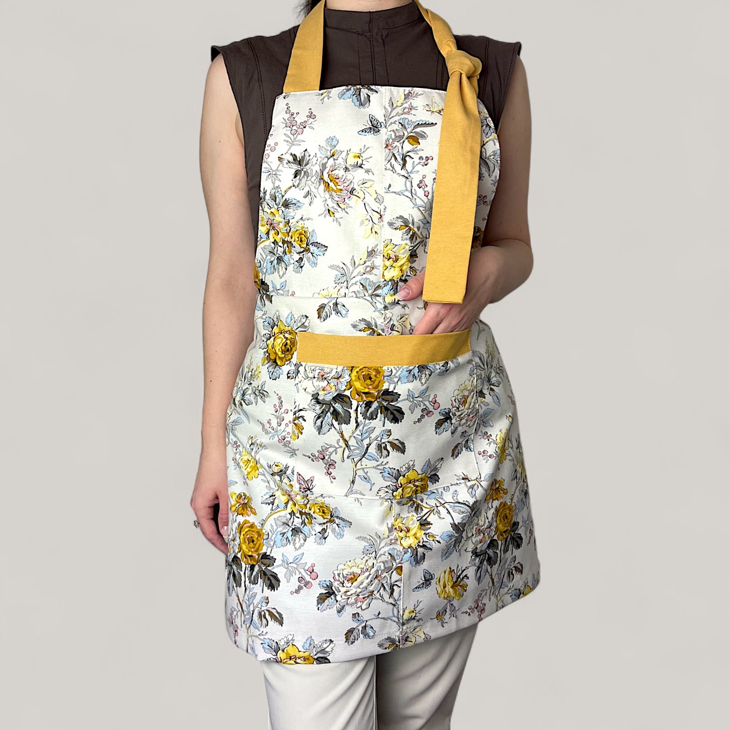 Kitchen set Yellow Rose Harmony - floral motif, water-repellent cotton, 4-piece gift set 