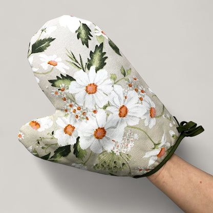 White Daisies Kitchen Set – Fresh Floral Motif, Water-Repellent Cotton, 4-Piece Gift Set
