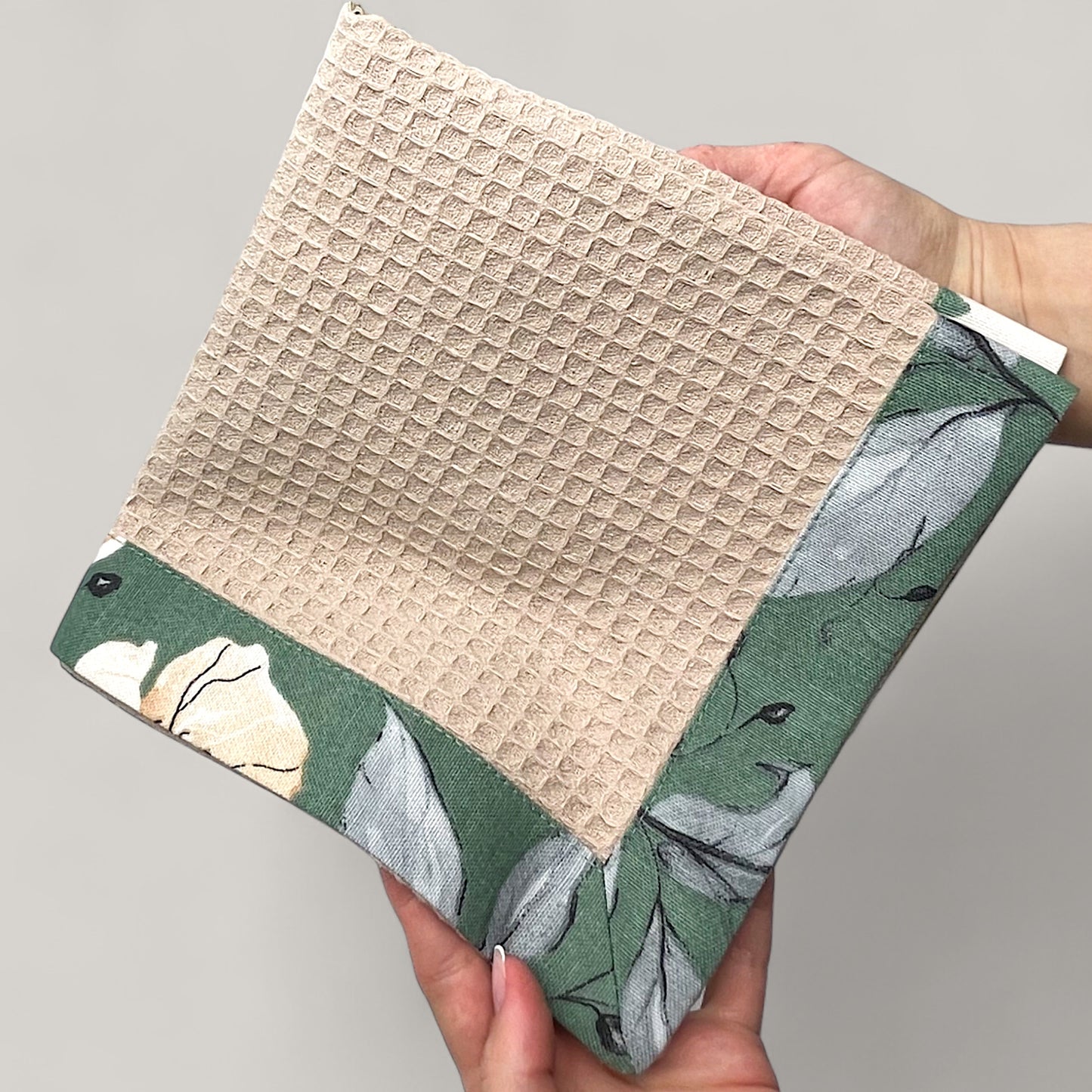 Kitchen set Green floral motif - natural inspiration, water-repellent cotton, 4-piece gift set 